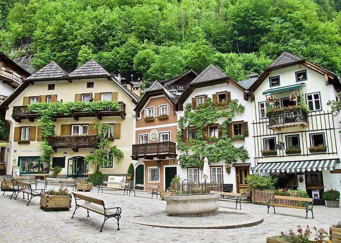 Haus Am Hof - 15Th Century House At The Lake, Near The Marketplace, With A Balcony